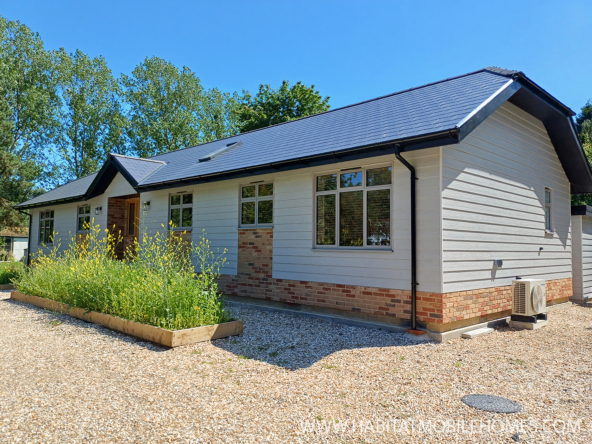 Ispwich TwinUnit MobileHome 001 copy